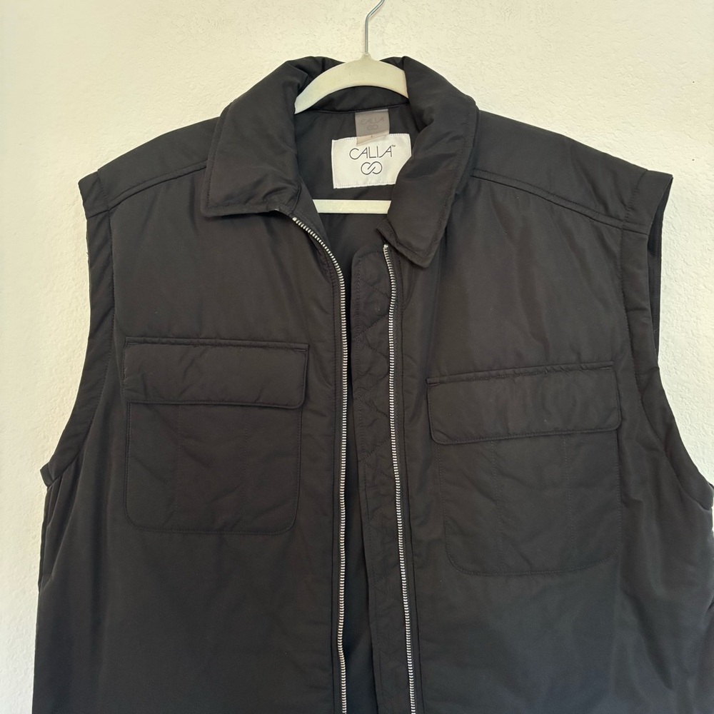 CALIA by Carrie Underwood Black Puffer Vest - Picture 3 of 7